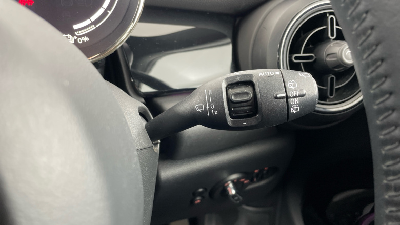 MINI Hatchback 135kW Cooper S Level 2 33kWh 3dr Auto Electric Hatchback